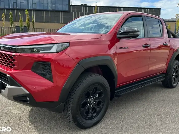 Toyota Hilux VIII 2.8D 204CP 4x4 Double Cab AT MHEV Invincible Color Edition