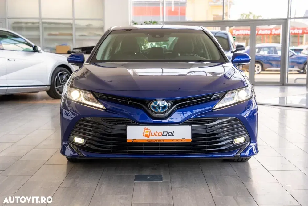 Toyota Camry VIII — imagine 5