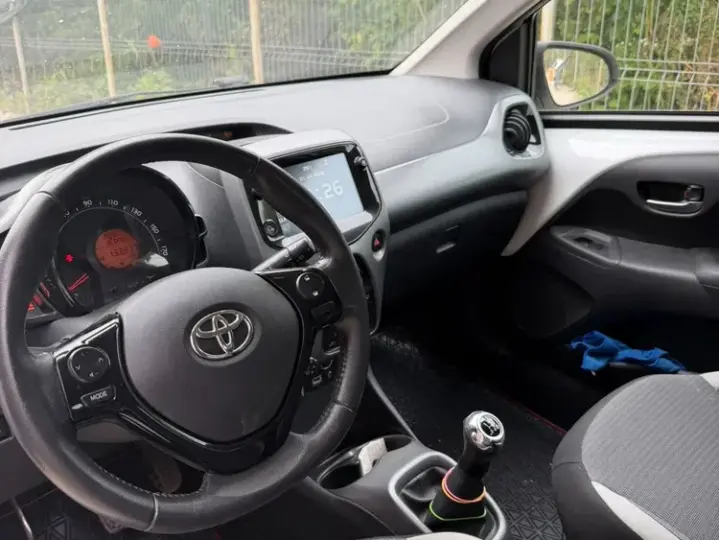 Toyota Aygo II 1.0 VVY-I 5 usi X-cite