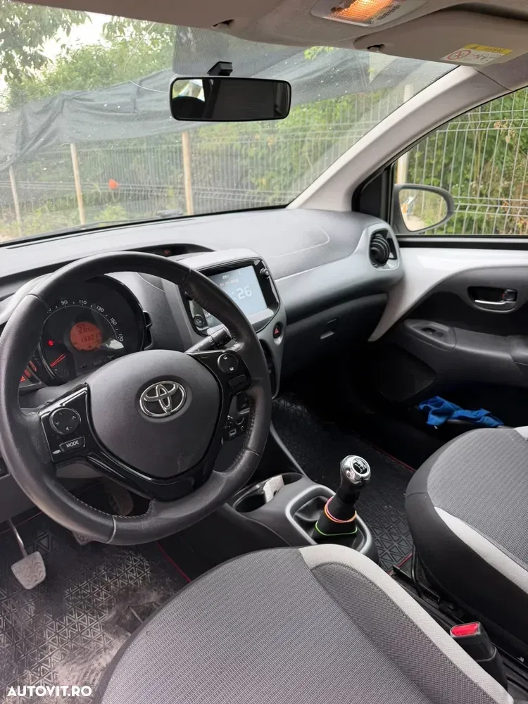 Toyota Aygo II 1.0 VVY-I 5 usi X-cite — imagine 5