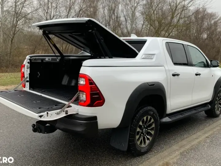 Toyota Hilux VIII 2.8D 204CP 4x4 Double Cab AT GR Sport