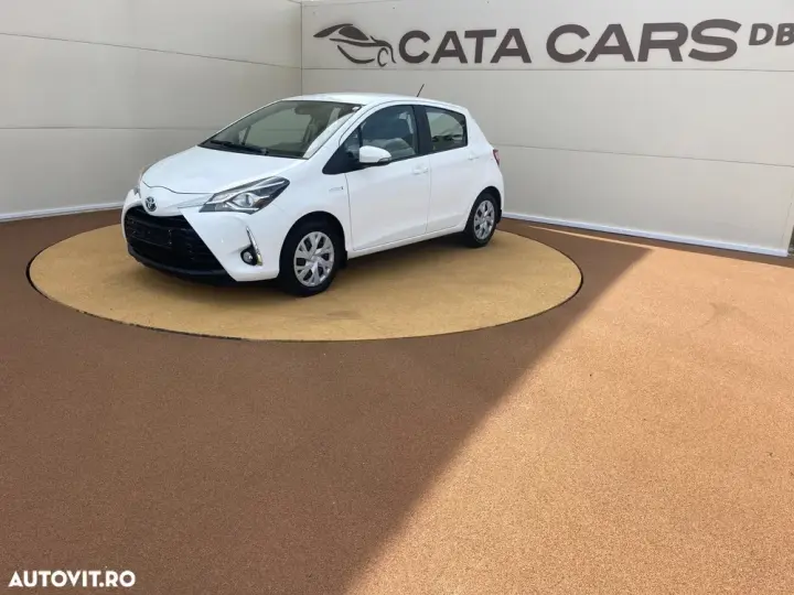 Toyota Yaris 1.5 VVT-i HSD Active
