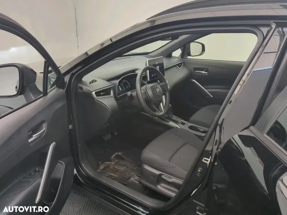 Toyota Corolla Cross — imagine 3