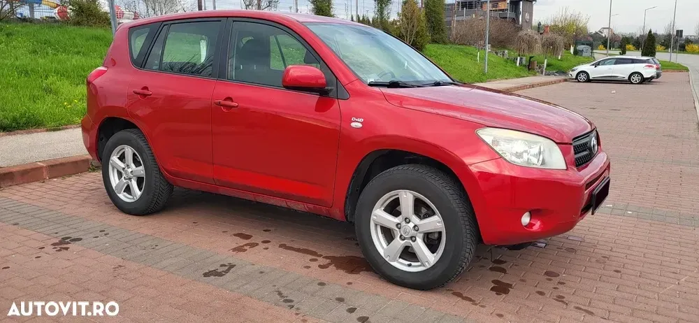 Toyota RAV4 III 2.2 D-4D Executive — imagine 2