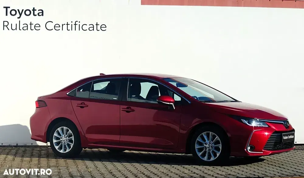 Toyota Corolla 1.6 Dynamic — imagine 4