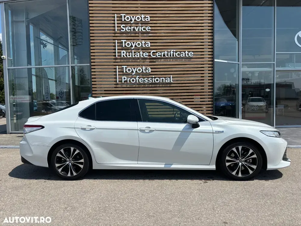 Toyota Camry 2.5 Exclusive — imagine 6