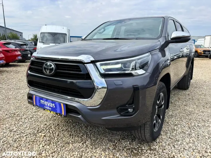Toyota Hilux VIII 2.8D 204CP 4x4 Double Cab AT Executive