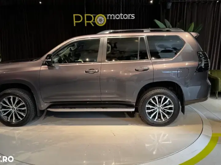 Toyota Land Cruiser 2.8l D-4D 204 CP A/T 7 locuri Luxury AVS