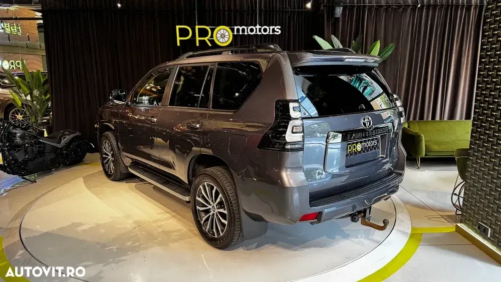 Toyota Land Cruiser 2.8l D-4D 204 CP A/T 7 locuri Luxury AVS — imagine 5