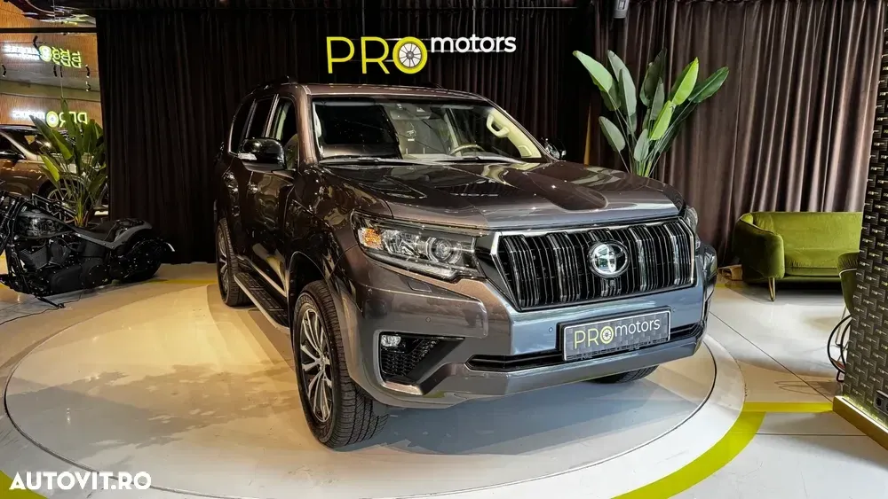 Toyota Land Cruiser 2.8l D-4D 204 CP A/T 7 locuri Luxury AVS — imagine 2