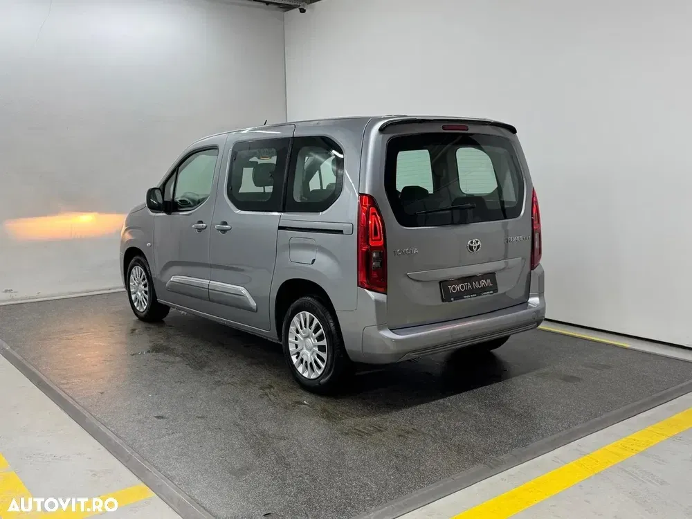 Toyota Proace City Verso 1.5 D-4D 100CP 6MT 4+1 L2H1 Family — imagine 3