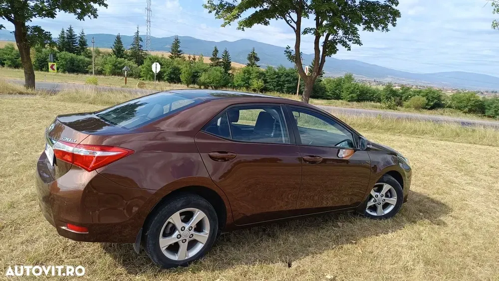 Toyota Corolla XI 1.6 Valvematic Luna — imagine 4