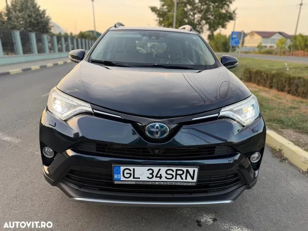 Toyota RAV4 2.5 VVT-iE 4x4 Luxury — imagine 2
