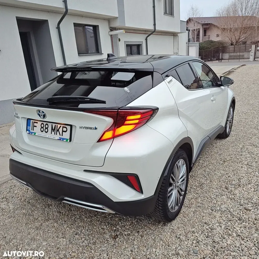 Toyota C-HR 2.0 HSD 184 CP 4x2 CVT Classy Bi-Tone — imagine 6
