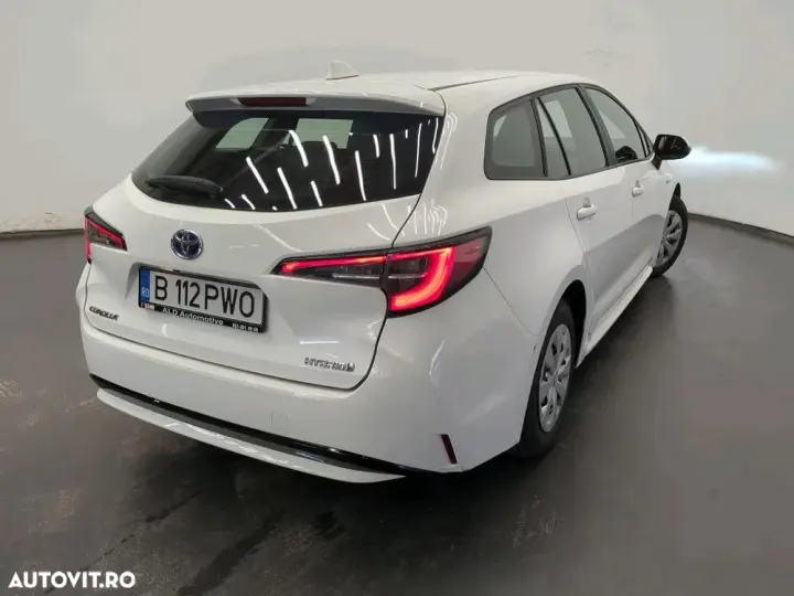 Toyota Corolla 1.8 HSD Business