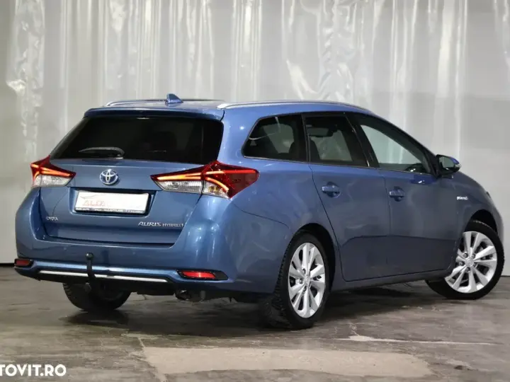 Toyota Auris II 1.8 L VVT-i Sol+