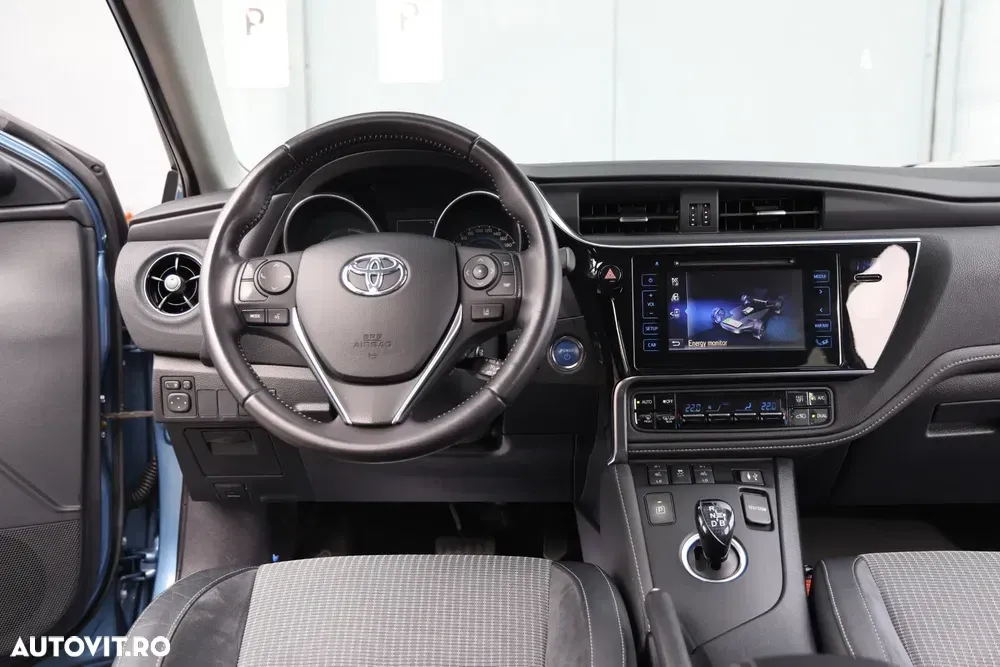 Toyota Auris II 1.8 L VVT-i Sol+ — imagine 5