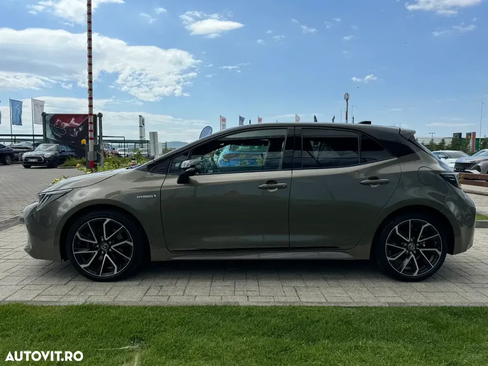 Toyota Corolla XII 2.0 Business Edition — imagine 4
