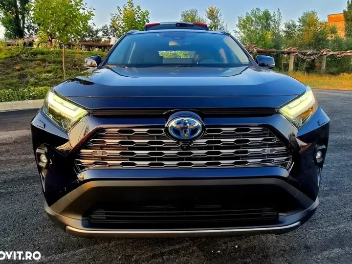 Toyota RAV4 V 2.5 VVT-iE 4x4 Luxury Plus