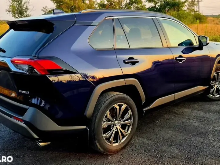 Toyota RAV4 V 2.5 VVT-iE 4x4 Luxury Plus