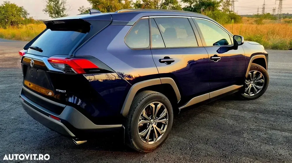 Toyota RAV4 V 2.5 VVT-iE 4x4 Luxury Plus — imagine 4
