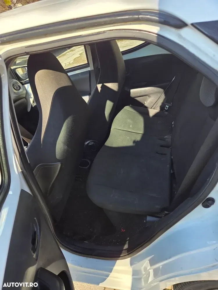 Toyota Aygo II 1.0 VVY-I 5 usi X — imagine 5