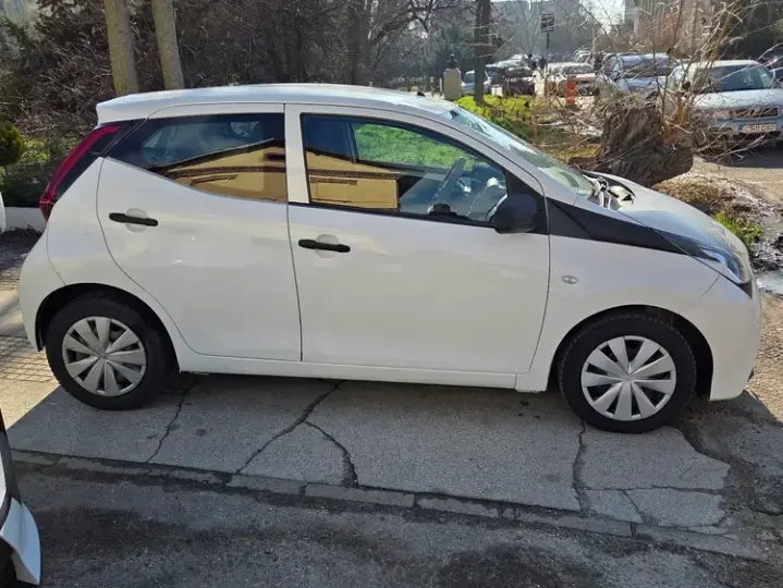 Toyota Aygo II 1.0 VVY-I 5 usi X