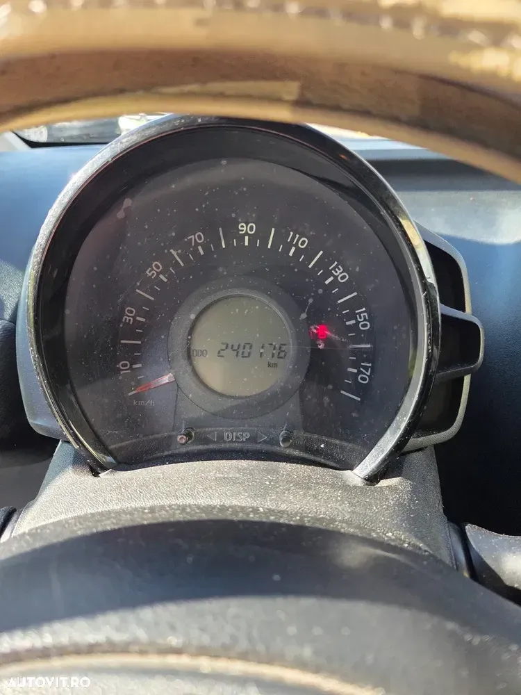 Toyota Aygo II 1.0 VVY-I 5 usi X — imagine 4