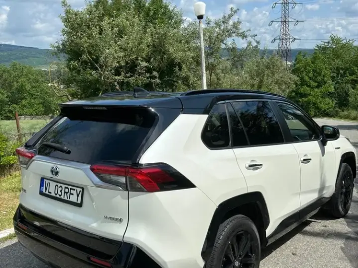 Toyota RAV4 V 2.5 VVT-iE 4x4 Luxury