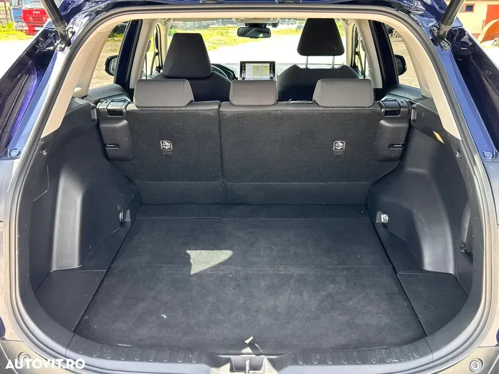 Toyota RAV4 — imagine 6