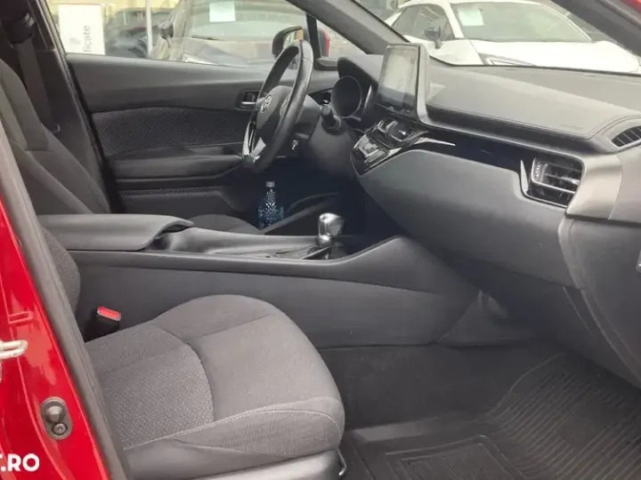 Toyota C-HR 1.8 HSD 122 CP 4x2 CVT C-enter