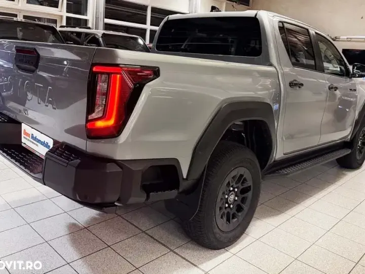 Toyota Hilux VIII 2.8D MHEV Double Cab 6AT AWD Comfort
