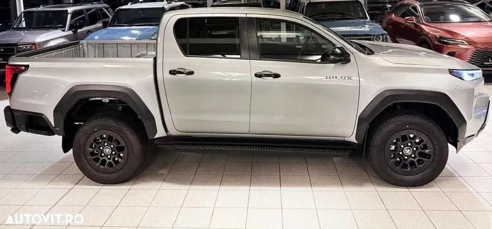 Toyota Hilux VIII 2.8D MHEV Double Cab 6AT AWD Comfort — imagine 4