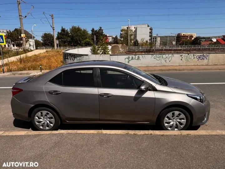 Toyota Corolla XI 1.6 Valvematic Luna
