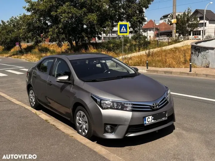Toyota Corolla XI 1.6 Valvematic Luna