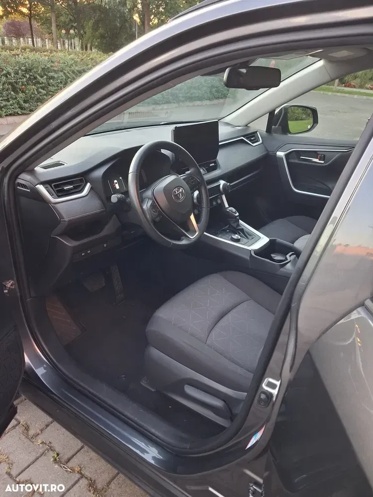 Toyota RAV4 V 2.0P CVT AWD Dynamic — imagine 3
