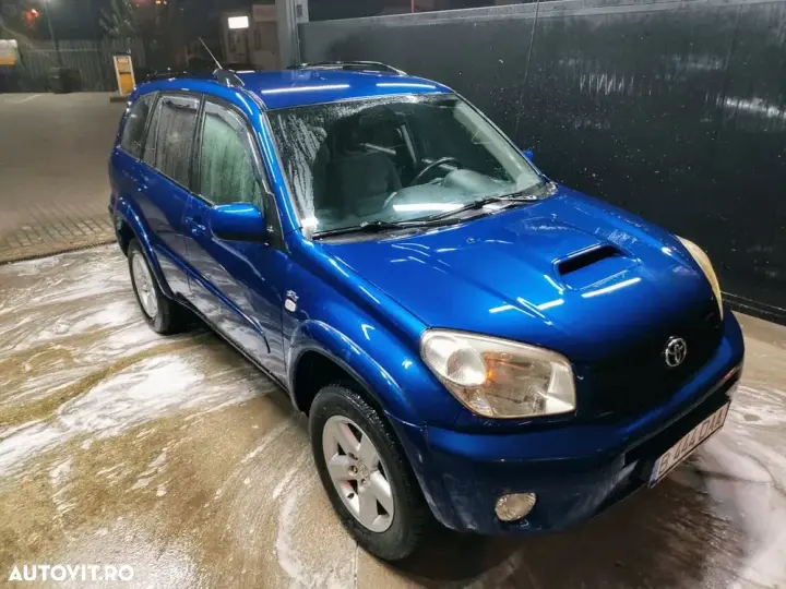 Toyota RAV4 II D-4D 4x4 Sol