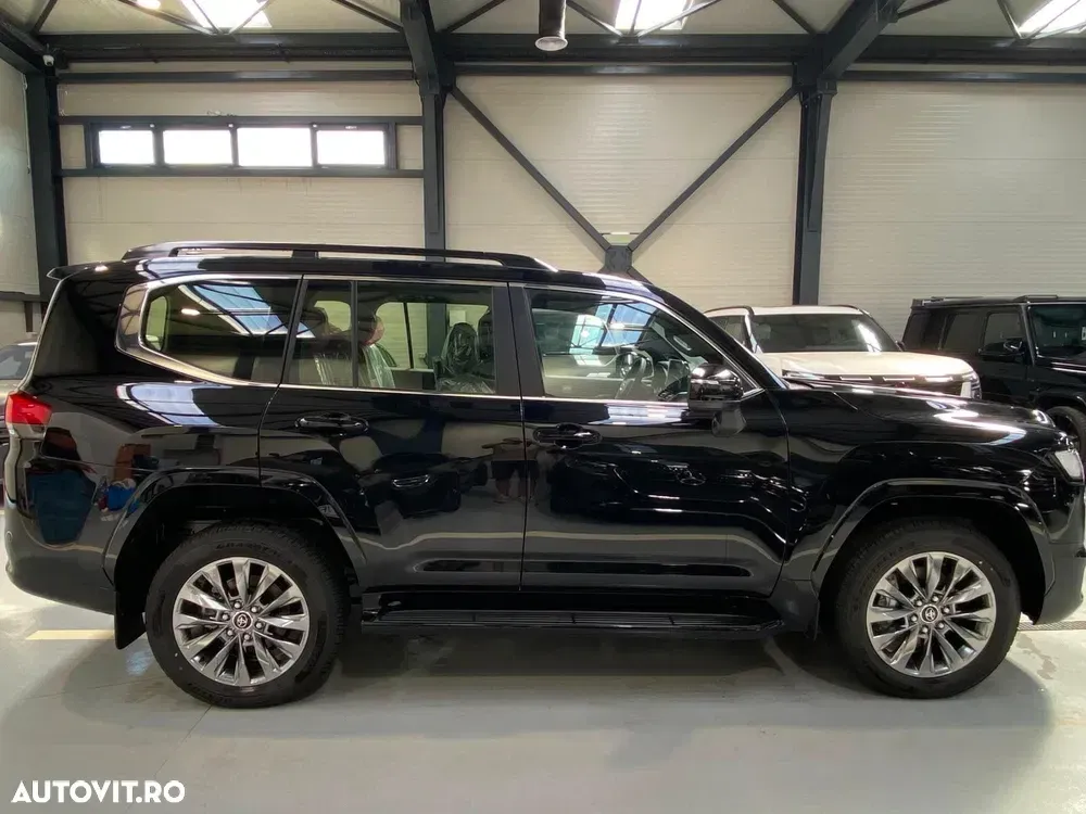 Toyota Land Cruiser 300 — imagine 2