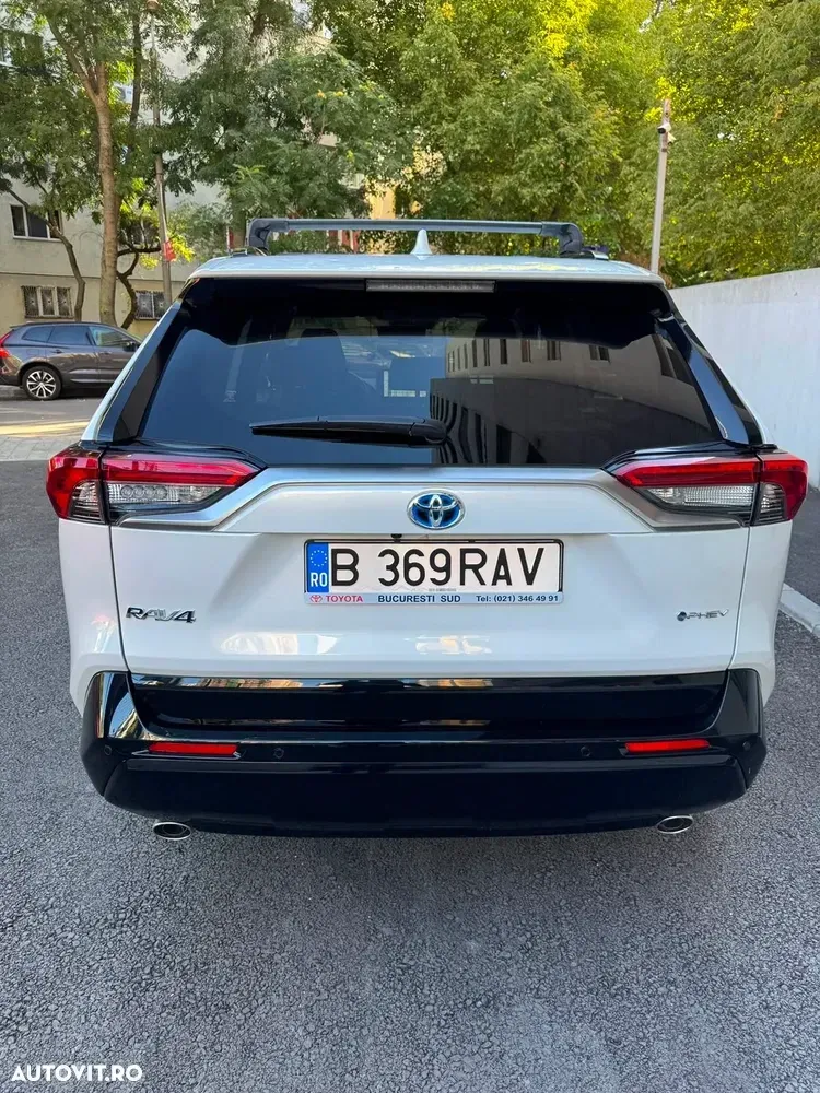 Toyota RAV4 — imagine 5