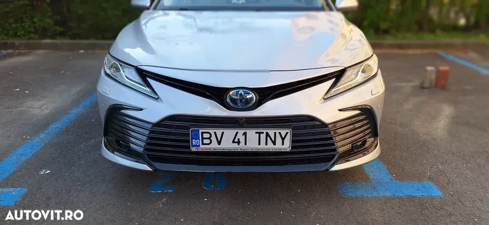 Toyota Camry VIII 2.5 Exclusive — imagine 5