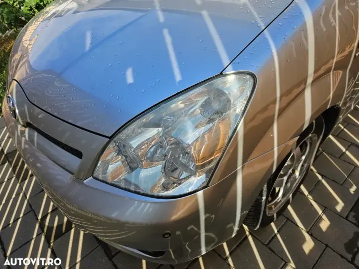 Toyota Corolla Verso 1.8 Sol