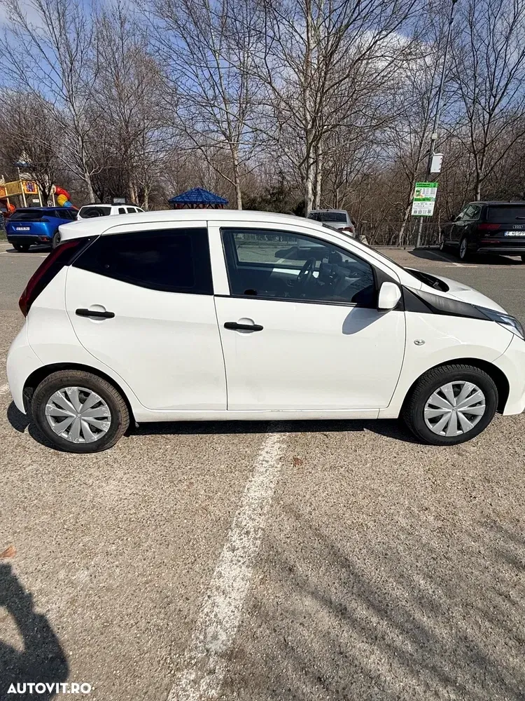 Toyota Aygo II 1.0 VVY-I 5 usi X-play — imagine 4