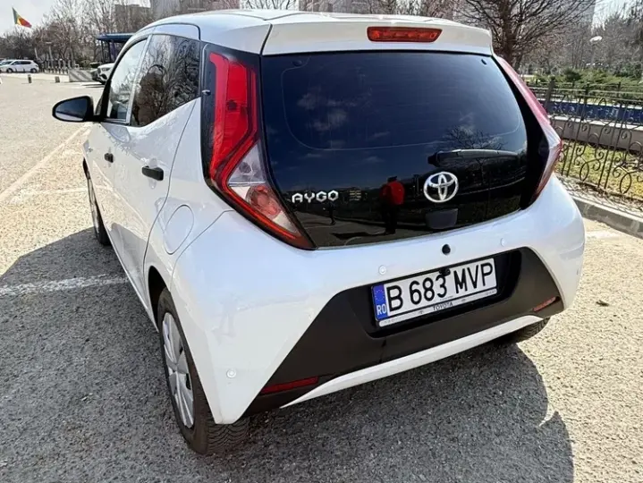 Toyota Aygo II 1.0 VVY-I 5 usi X-play