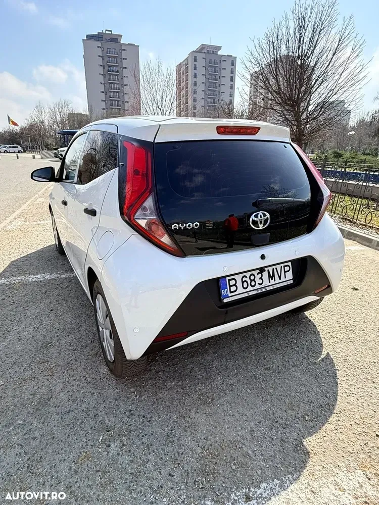 Toyota Aygo II 1.0 VVY-I 5 usi X-play — imagine 3