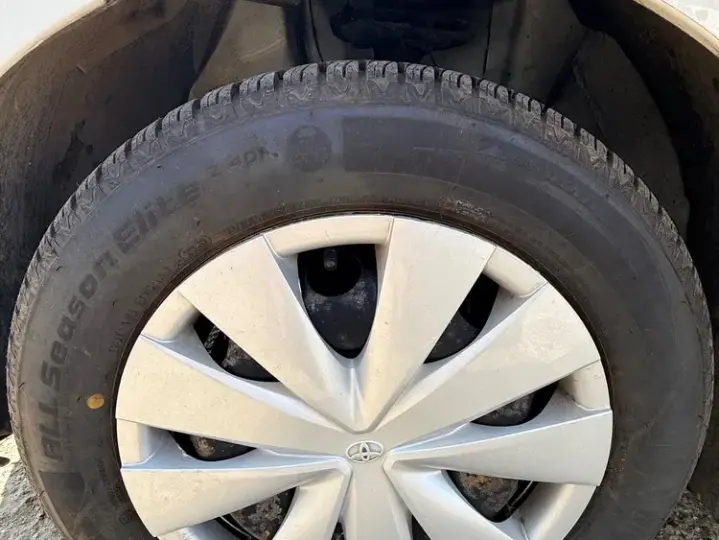 Toyota Aygo II 1.0 VVY-I 5 usi X-play
