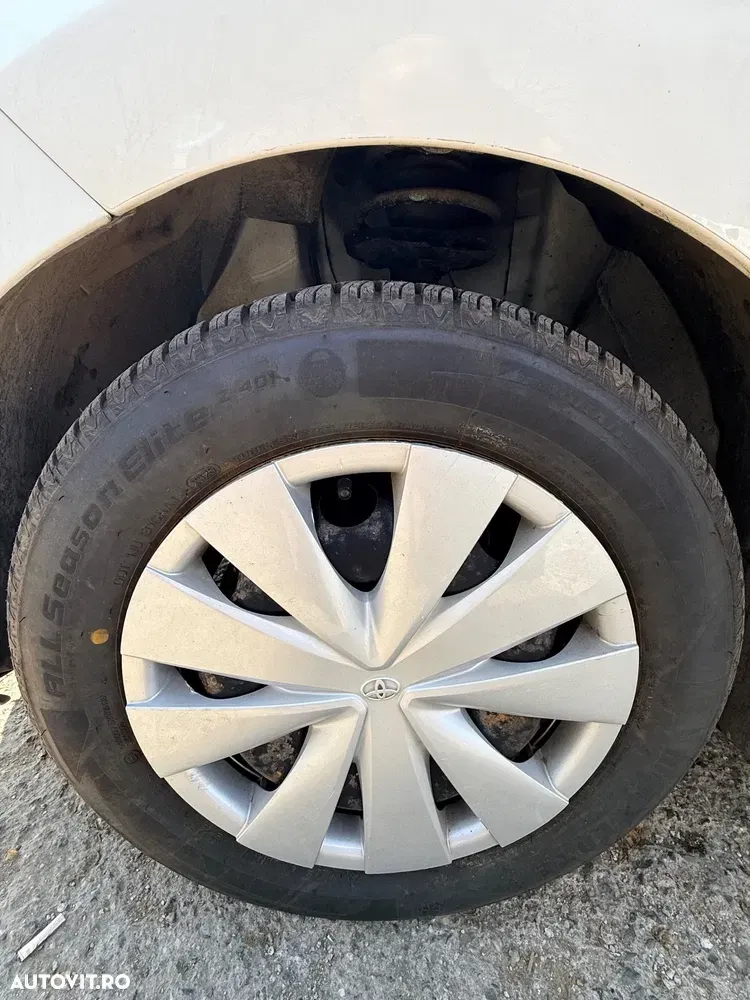 Toyota Aygo II 1.0 VVY-I 5 usi X-play — imagine 6