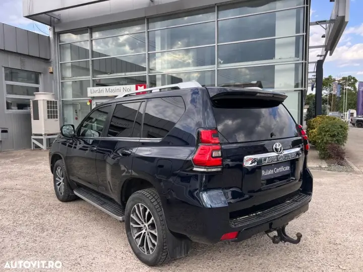 Toyota Land Cruiser 2.8l Turbo D-4D A/T AVS 5 locuri Luxury