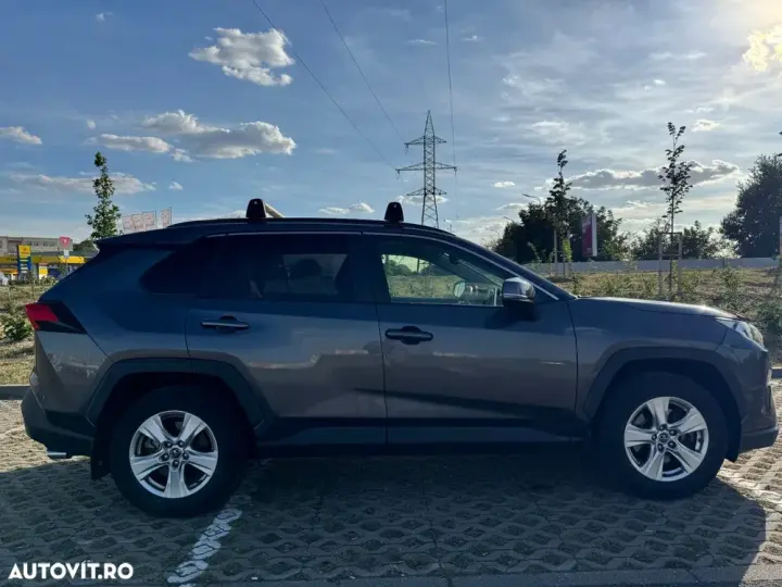 Toyota RAV4 V 2.0P CVT AWD Dynamic