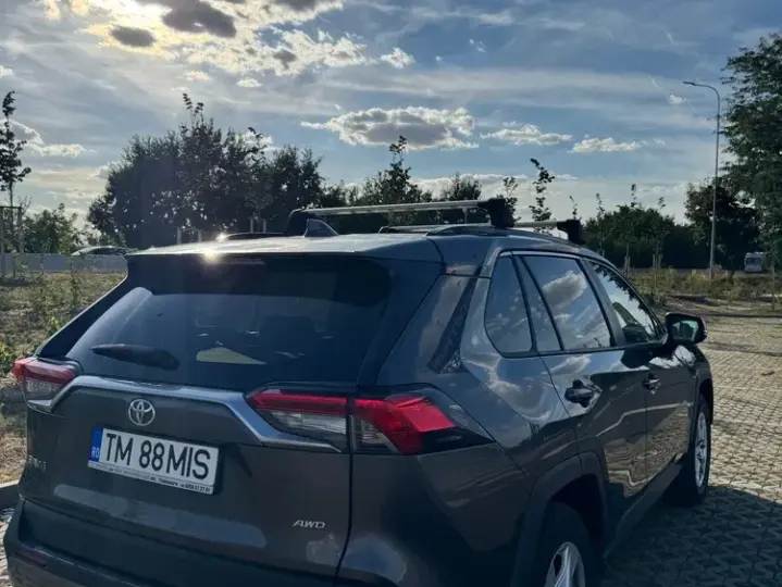 Toyota RAV4 V 2.0P CVT AWD Dynamic