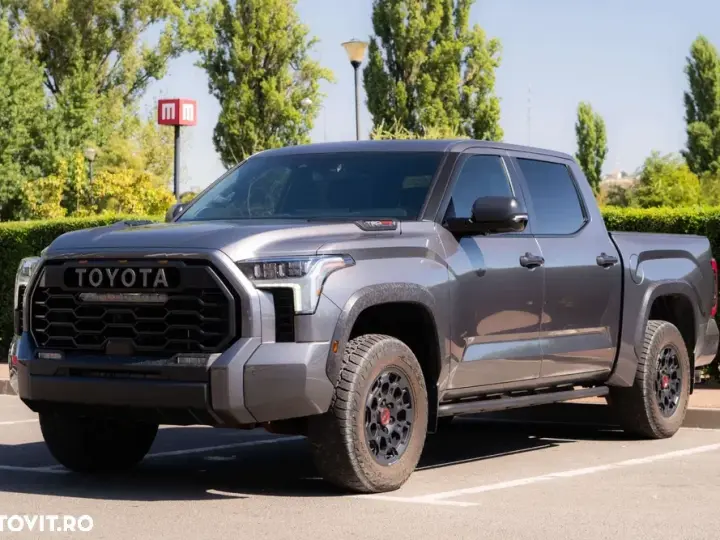 Toyota Tundra III